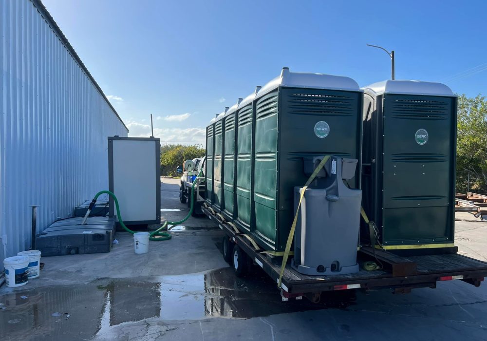 Portable Toilet Cleaning